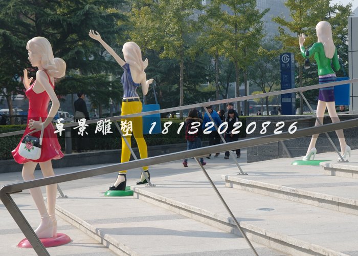 玻璃鋼步行街人物雕塑，動(dòng)漫人物雕塑 (2)