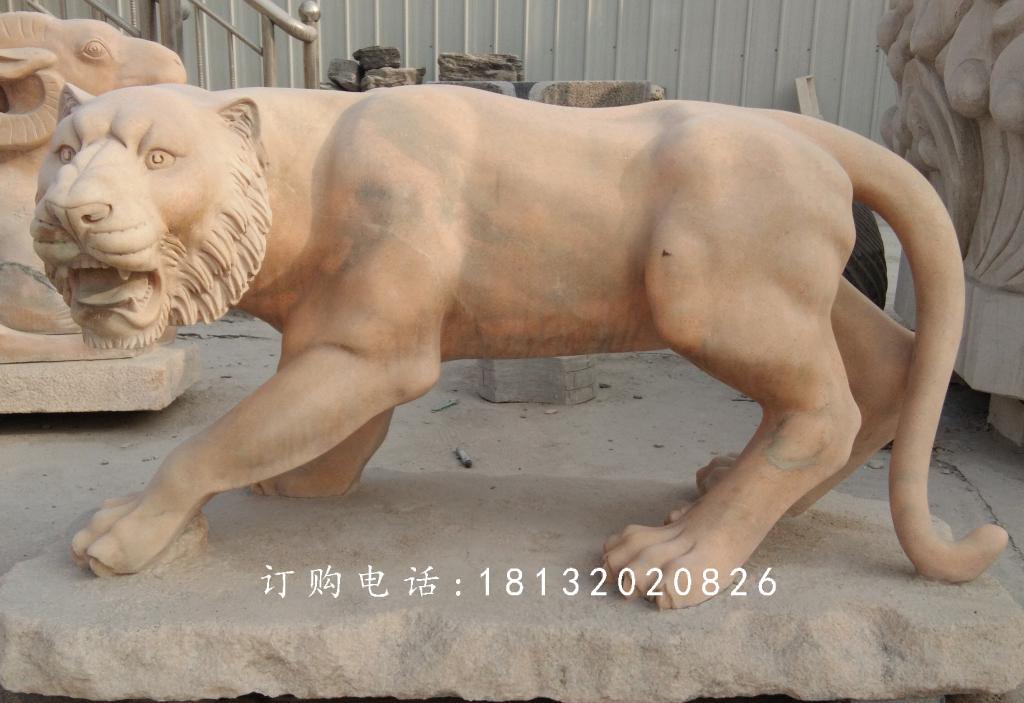 石雕老虎，公園晚霞紅老虎石雕