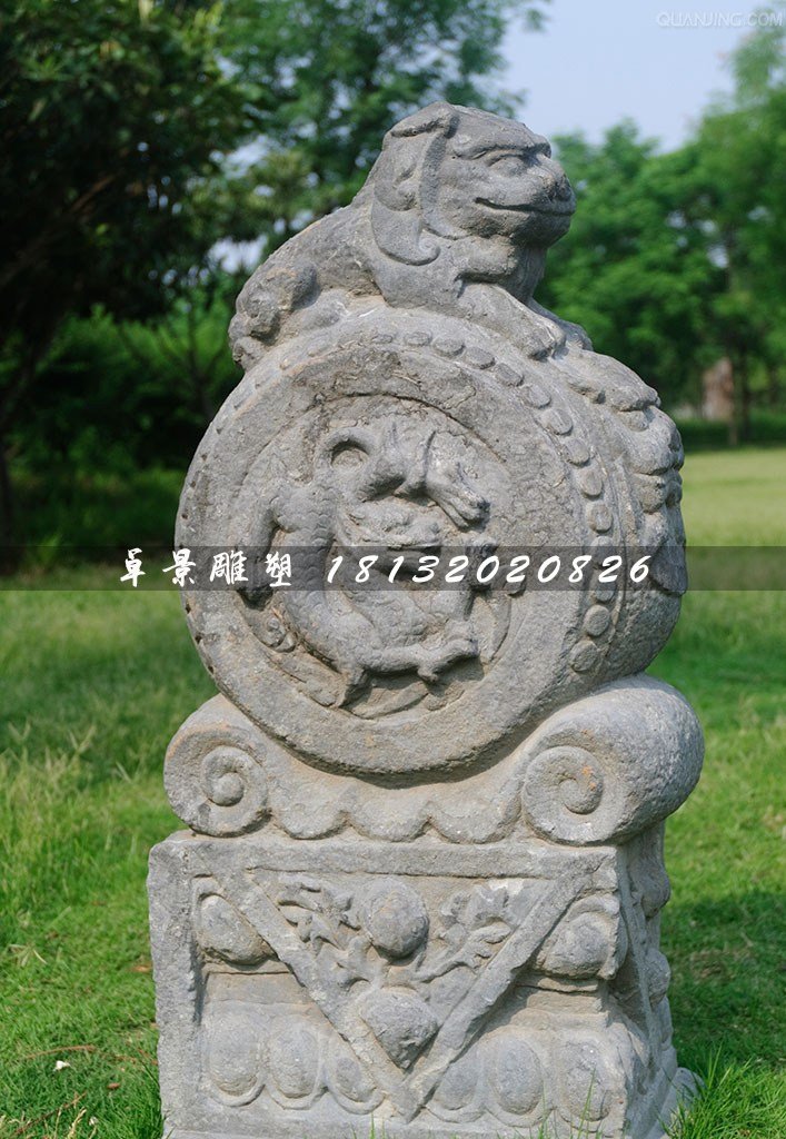 仿古石門墩，獅子抱鼓石