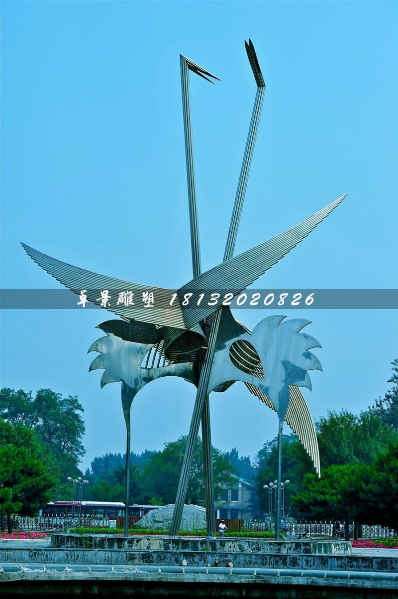 抽象仙鶴雕塑，不銹鋼抽象動(dòng)物