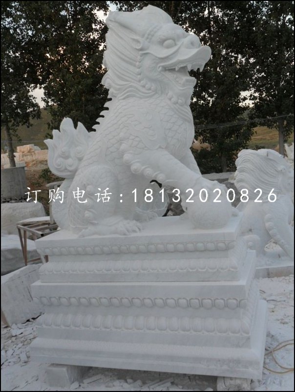 麒麟戲球石雕,漢白玉麒麟
